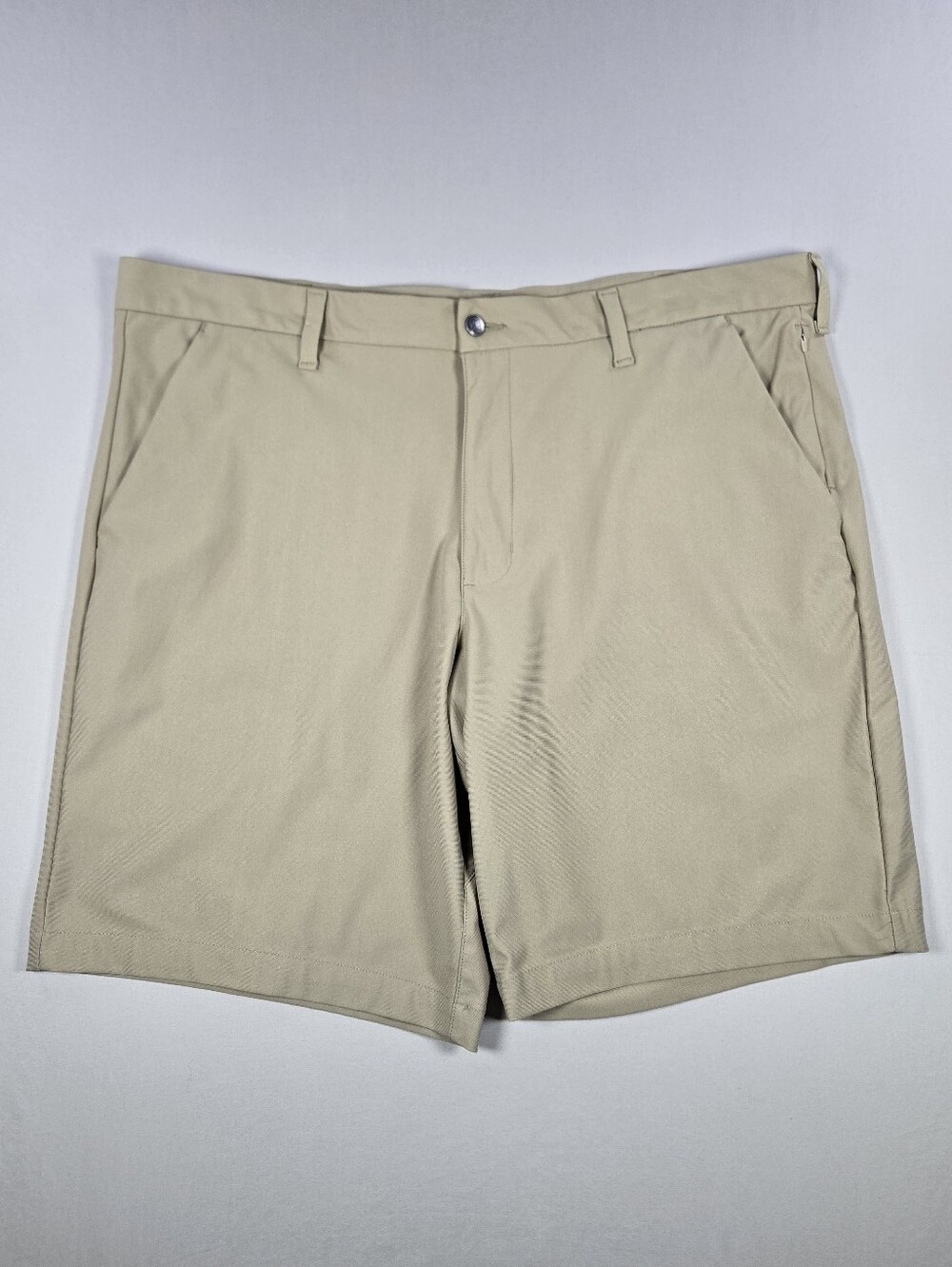 Swiss Tech Men's Tan Performance Flat Front Shorts Size 40
